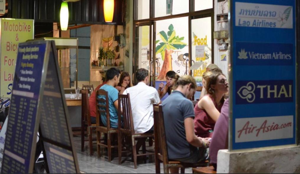 Lucky Backpacker Hostel Viêng Chăn Ngoại thất bức ảnh