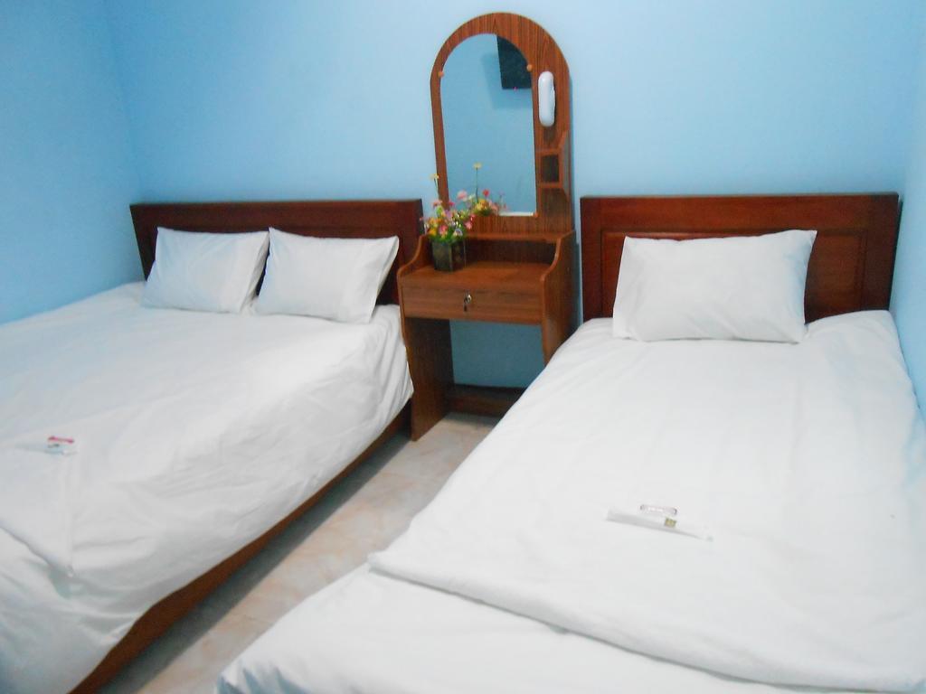 Lucky Backpacker Hostel Viêng Chăn Ngoại thất bức ảnh
